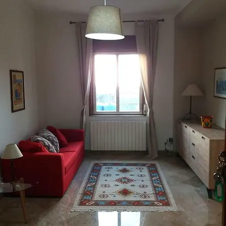Miscale House